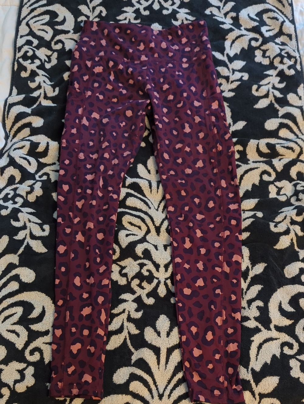 wild fable Purple and Orange/Pink Leopard Print Leggings Double Pockets LFG